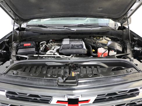 Used 2024 Chevrolet Silverado 1500 ZR2 w/ Technology Package image 22