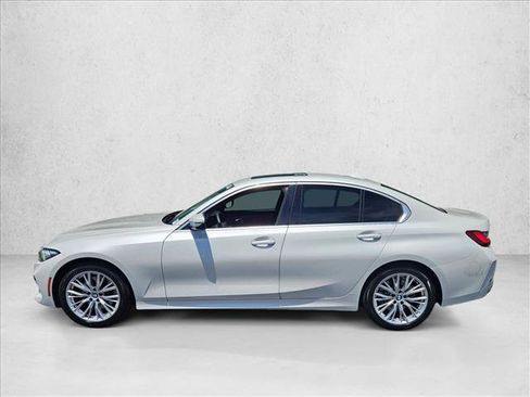 Certified 2024 BMW 330i Sedan w/ Convenience Package RWD image 8