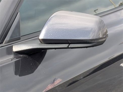 Used 2019 Ford Mustang Premium image 10