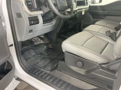 New 2026 Ford F250 XL w/ 360-Degree Camera Package AWD/4WD image 18