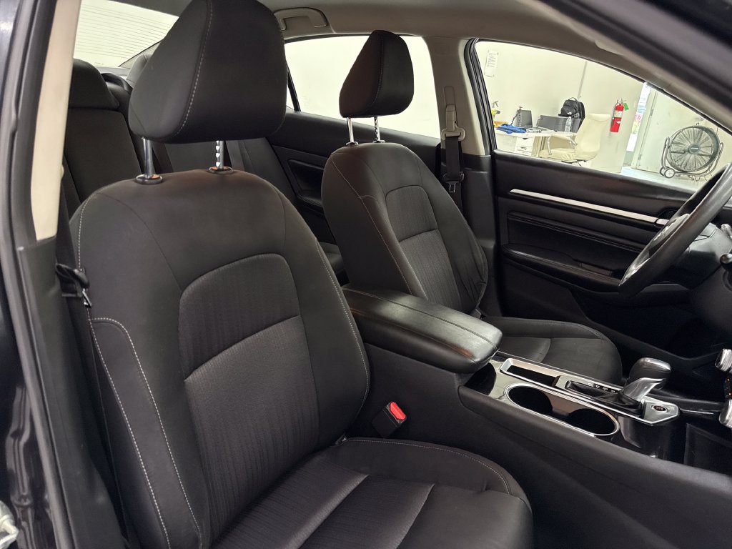 Used 2021 Nissan Altima 2.5 SV FWD image 23