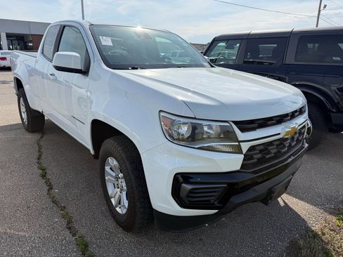 Used 2022 Chevrolet Colorado LT w/ Fleet Safety Package RWD image 3