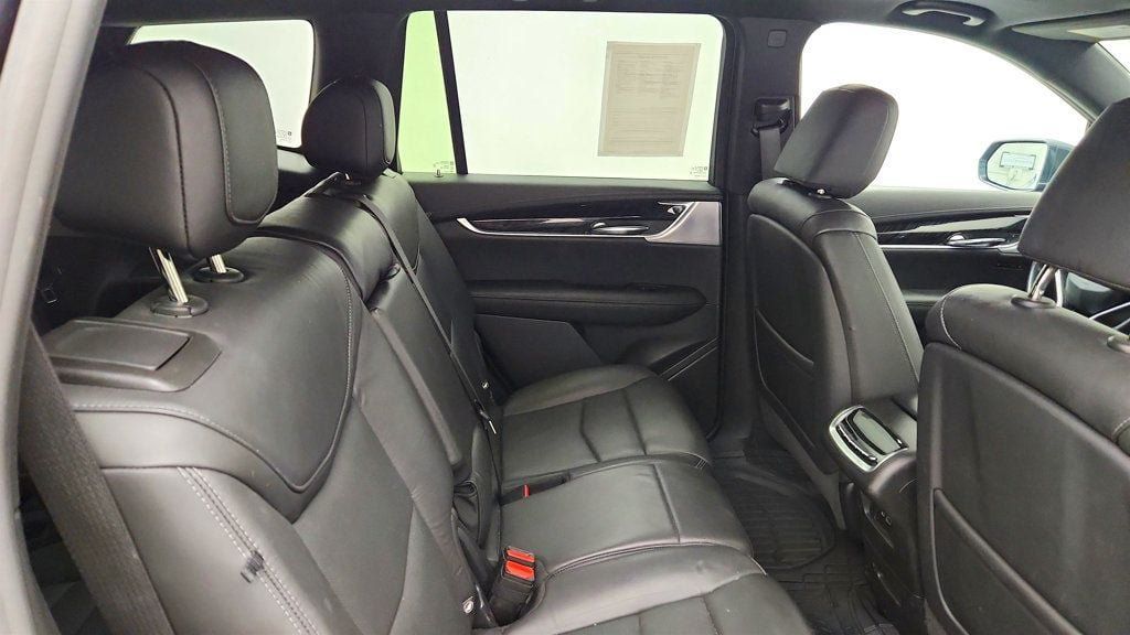 Used 2020 Cadillac XT6 Premium Luxury AWD/4WD image 25
