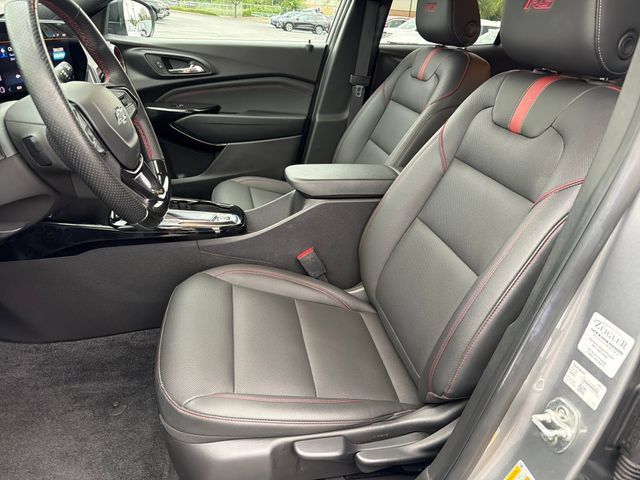 Certified 2024 Chevrolet Trax RS w/ Driver Confidence Package FWD image 9