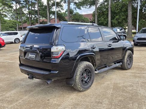 Used 2022 Toyota 4Runner SR5 Premium w/ Moonroof Package AWD/4WD image 26