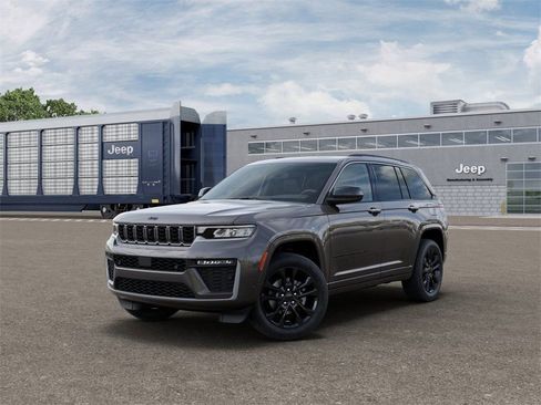 New 2026 Jeep Grand Cherokee Limited image 1
