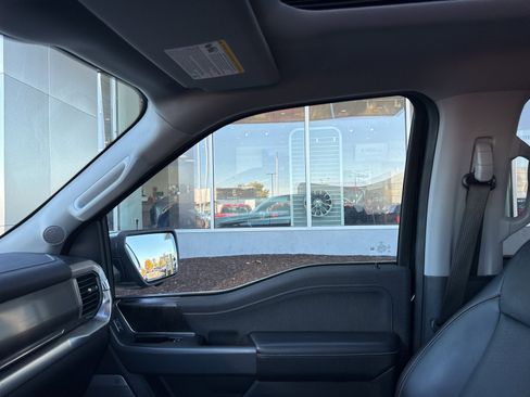 Used 2021 Ford F150 Lariat image 27