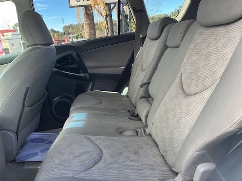 Used 2011 Toyota RAV4 2WD w/ Base L4 Extra Value Pkg image 7