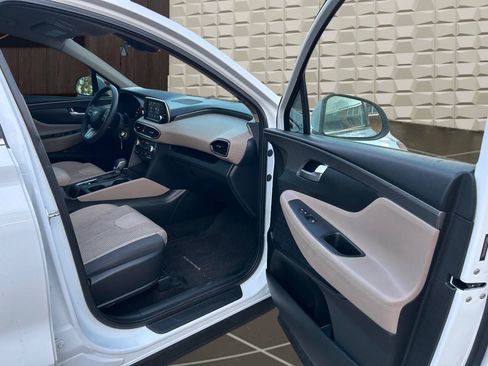 Used 2019 Hyundai Santa Fe SE FWD image 12