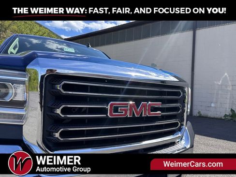 Used 2017 GMC Sierra 2500 SLT AWD/4WD image 3