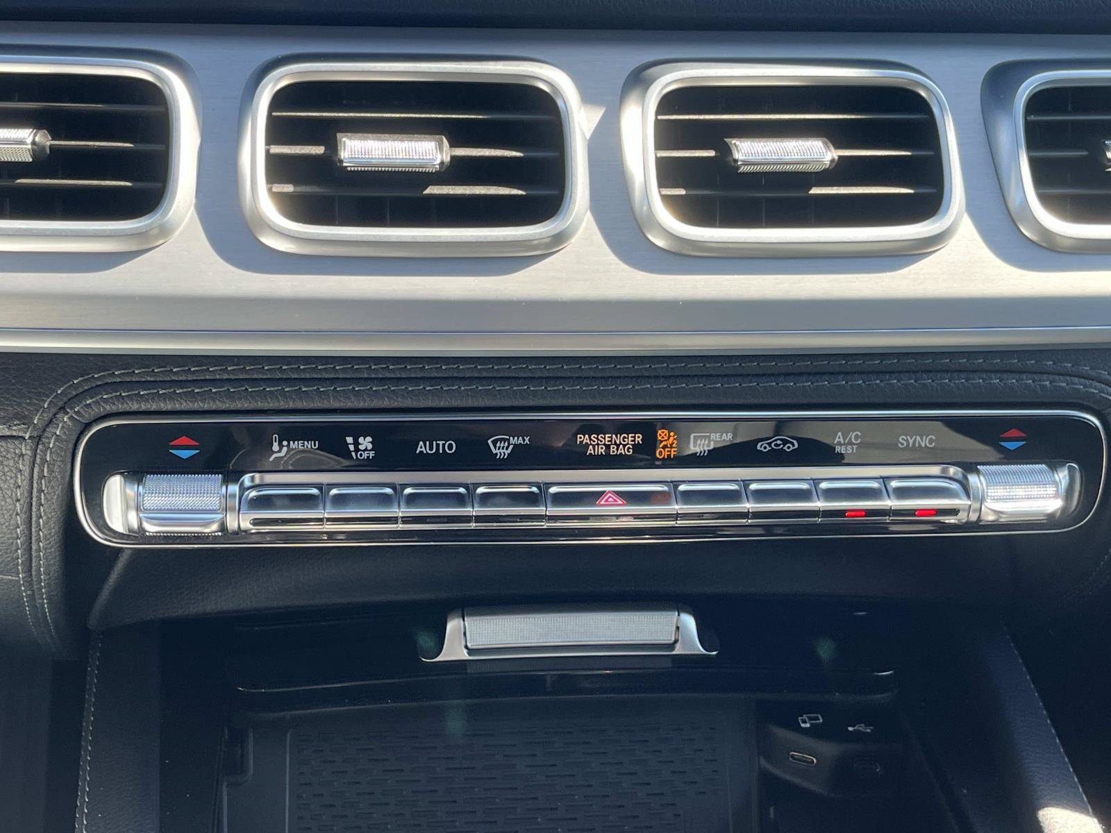 Certified 2020 Mercedes-Benz GLE 350 4MATIC image 36