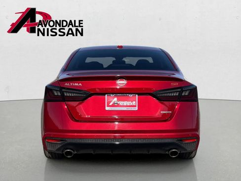 Certified 2024 Nissan Altima 2.0 SR FWD image 6