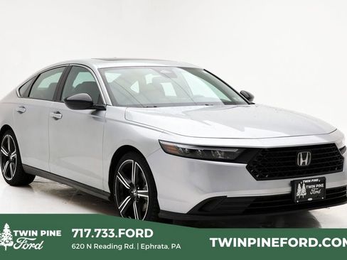 Used 2024 Honda Accord Sport image 1