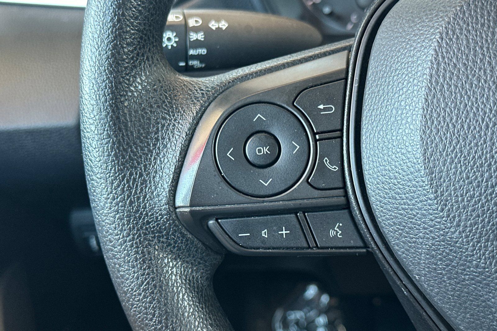 Certified 2024 Toyota Corolla LE FWD image 26