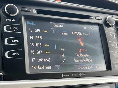 Certified 2019 Toyota Highlander XLE image 24