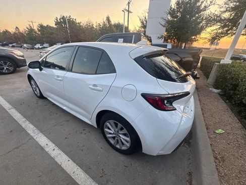 Used 2025 Toyota Corolla SE FWD image 4