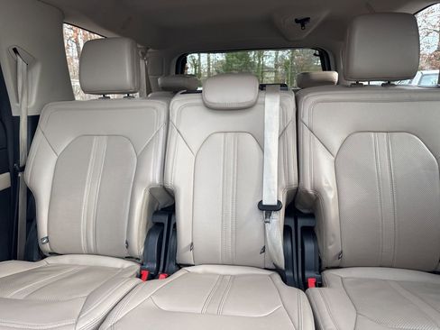 Used 2024 Ford Expedition Max Limited image 14