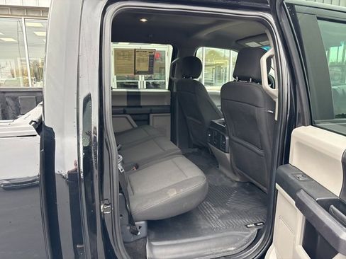 Used 2018 Ford F150 XL w/ Equipment Group 101A Mid image 11