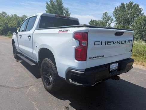 Used 2023 Chevrolet Silverado 1500 LT Trail Boss w/ LT Trail Boss Premium Package AWD/4WD image 8