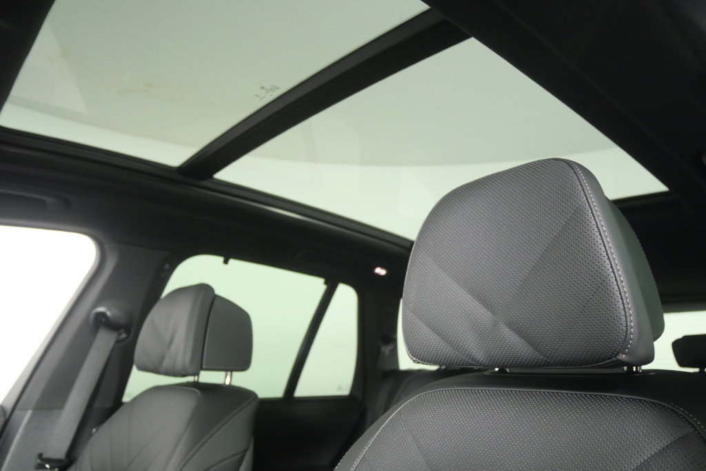 Certified 2026 BMW X5 xDrive40i AWD/4WD image 12