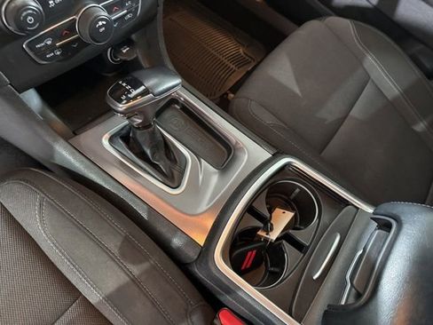 Used 2022 Dodge Charger SXT RWD image 21