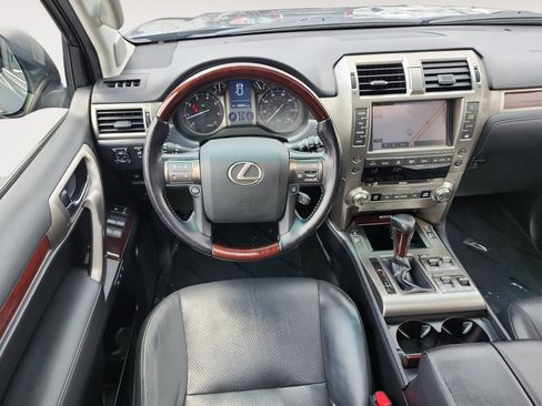 Used 2016 Lexus GX 460 Luxury AWD/4WD image 10