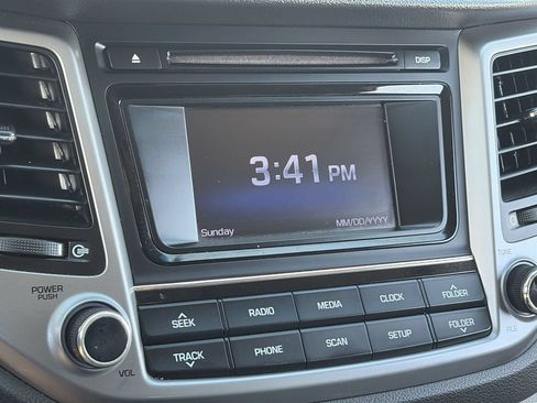 Used 2018 Hyundai Tucson SE FWD image 24