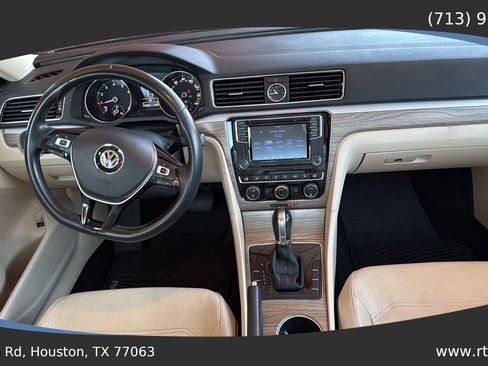 Used 2016 Volkswagen Passat 1.8T SE image 32