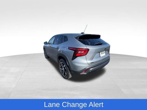 Certified 2024 Chevrolet Trax RS w/ Driver Confidence Package image 8