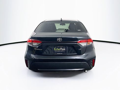 Used 2022 Toyota Corolla LE image 28
