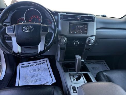 Used 2010 Toyota 4Runner SR5 AWD/4WD image 10
