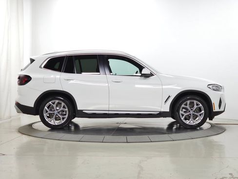 Used 2023 BMW X3 xDrive30i w/ Convenience Package AWD/4WD image 12