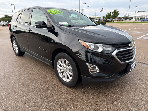 Used 2019 Chevrolet Equinox LT w/ Driver Convenience Package FWD image 6