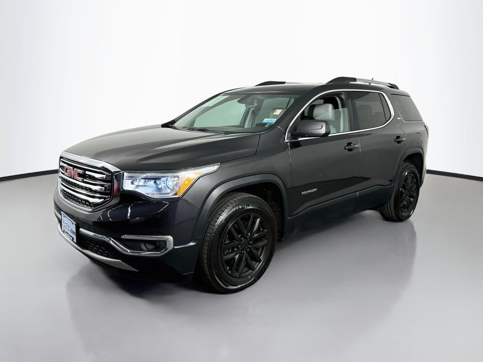 Used 2017 GMC Acadia SLT AWD/4WD image 4