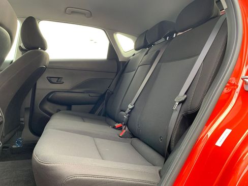 Used 2025 Hyundai Kona SEL image 25