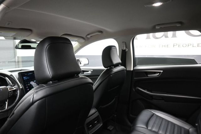 Used 2024 Ford Edge SEL AWD/4WD image 25