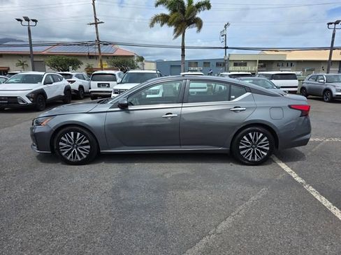 Used 2023 Nissan Altima 2.5 SV image 4