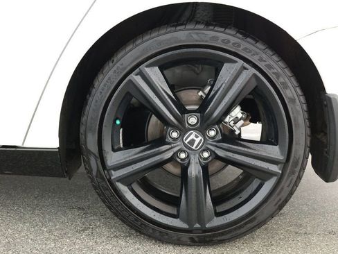 Used 2025 Honda Accord Sport image 7