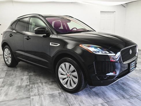 Used 2020 Jaguar E-PACE SE image 3