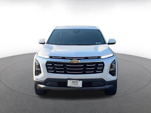 Used 2025 Chevrolet Equinox LT FWD image 4
