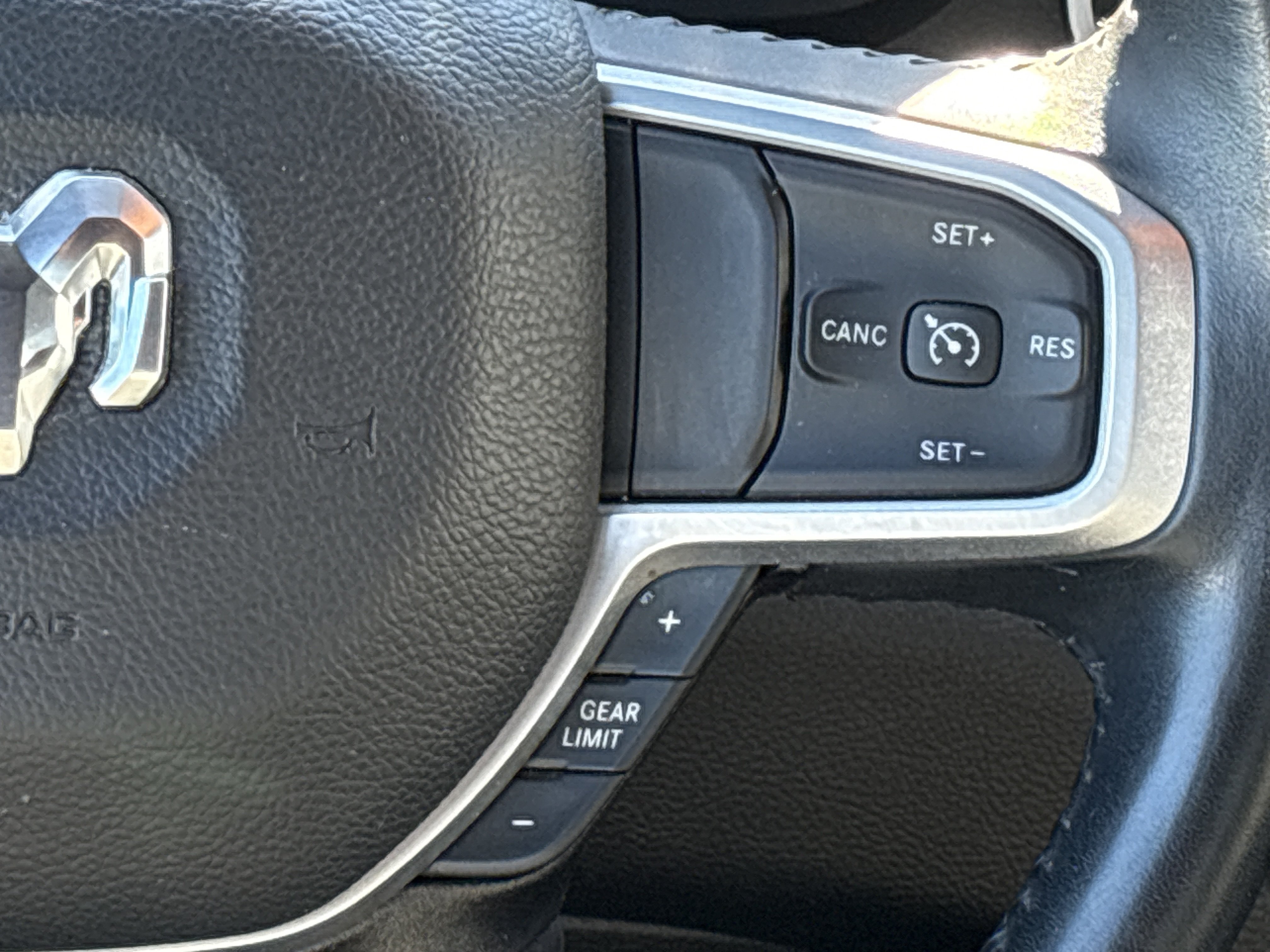 Used 2023 RAM 1500 Big Horn AWD/4WD image 24