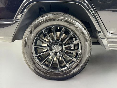 Used 2021 Mercedes-Benz G 550 w/ G Manufaktur Interior Package image 37