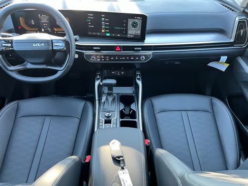 New 2026 Kia Sorento S w/ S Panoramic Sunroof Package FWD image 9