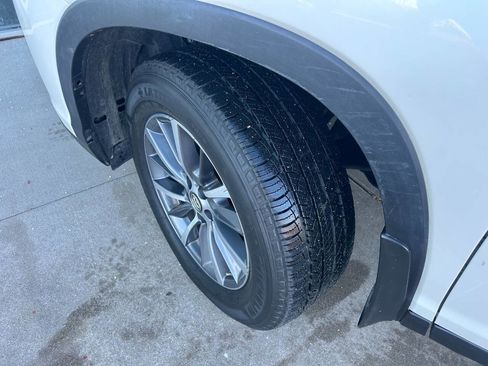 Used 2019 Toyota Highlander XLE image 50