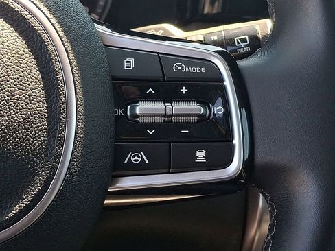 Certified 2023 Kia Sorento X-Line EX AWD/4WD image 18