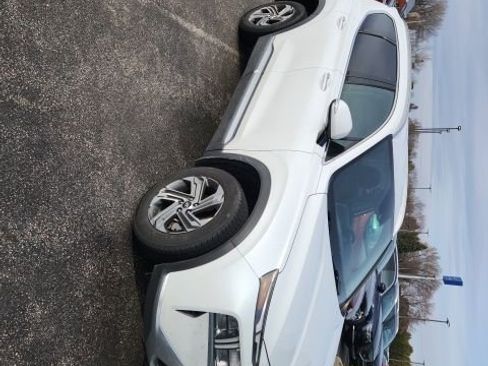 Used 2021 Hyundai Santa Fe SEL w/ Convenience Package image 3