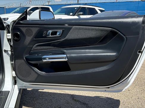 Used 2024 Ford Mustang Coupe image 21