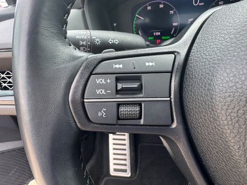 Used 2025 Honda Accord Sport image 12