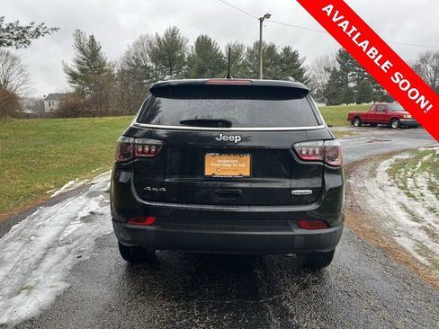 Certified 2023 Jeep Compass Latitude image 6