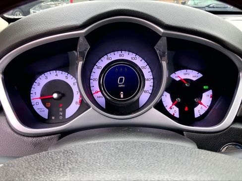 Used 2012 Cadillac SRX Premium image 25